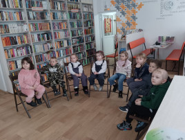 "Мультяшная страна. Детский кинолекторий" в библиотеке "Истоки" "Мультяшная страна. Детский кинолекторий" в библиотеке "Истоки".